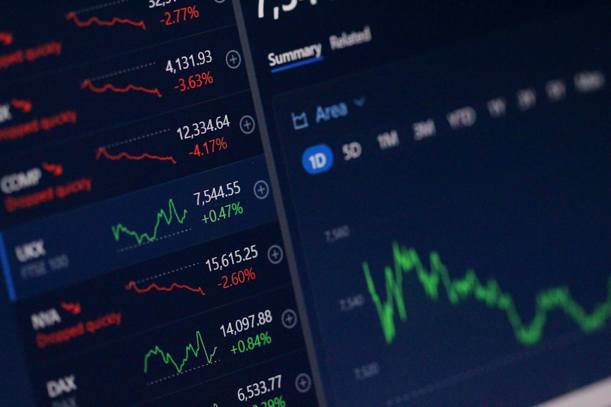 Avalanche (AVAX) ที่อธิบายได้: Consensus Mechanism, Subnets, และการประเมิน Ethereum