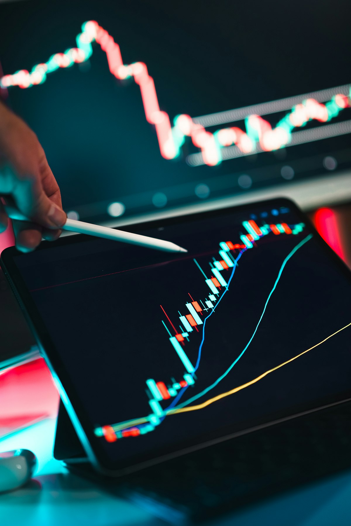 Bitkub vs Binance สำหรับเทรดเดอร์ไทย: เปรียบเทียบค่าธรรมเนียม สินค้า และการควบคุม